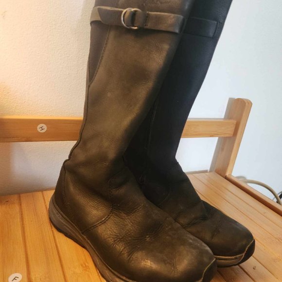 Eddie Bauer Women's Lodge Boots - Picture 1 of 4